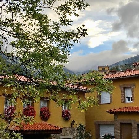 Casa Rural Sierra De Tormantos Guijo de Santa Bárbara Eksteriør bilde